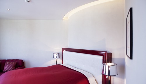 Double Room, Tower