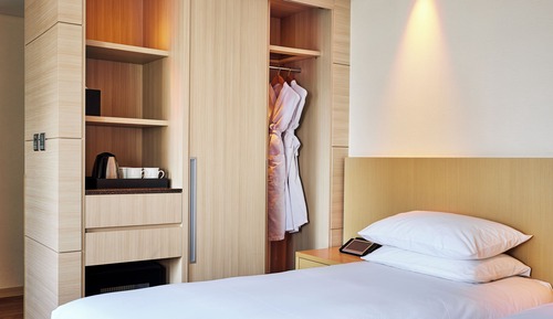 Deluxe Triple Room - No Parking