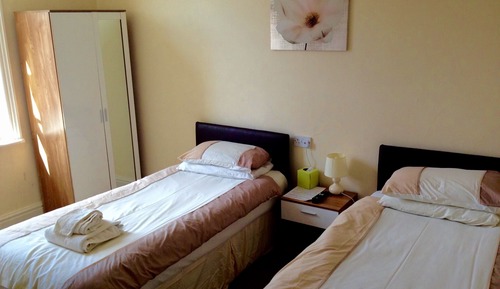Standard Twin Room