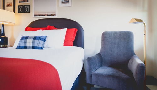 Standard Room, 1 Queen Bed