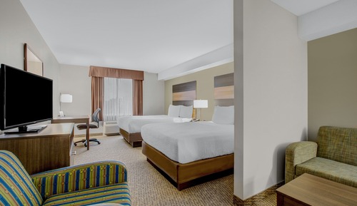 Suite, Multiple Beds, Non Smoking