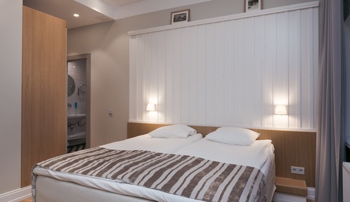Captain Suite