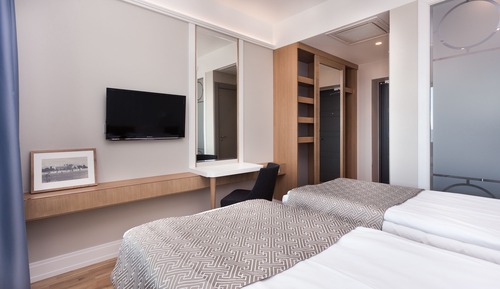 Standard Twin Room, Park View