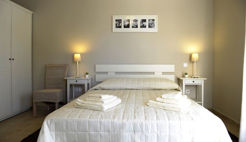 Standard Room, Partial Sea View