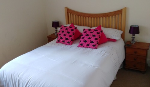 Family Apartment, 2 Bedrooms, 2 Bathrooms (Apartment 1, can sleep 9)