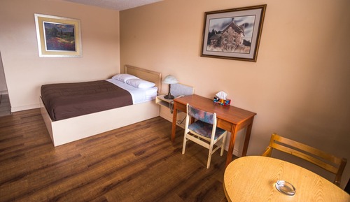 Standard Room, 1 Queen Bed, Smoking