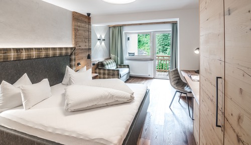 Superior Double Room, Balcony, River View