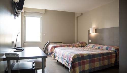 Deluxe Triple Room