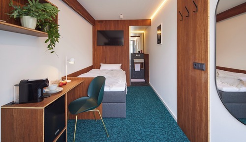 Senior Single Room