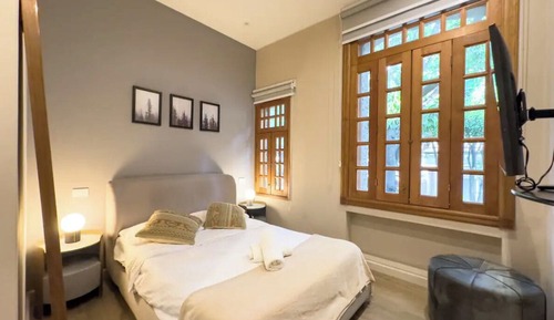 Comfort Apartment, 1 Double Bed with Sofa bed, Private Bathroom, City View