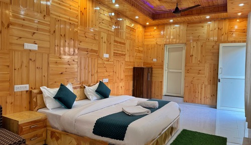 Superior Double Room, Balcony, Mountain View