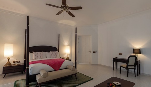 Luxury Bungalow, Garden View