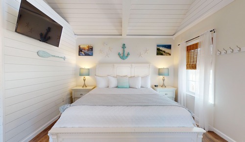 Sea Glass Estate