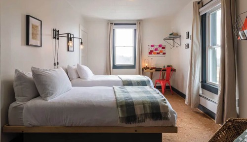 Classic Twin Room