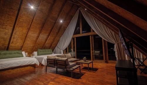 Comfort Suite, River View