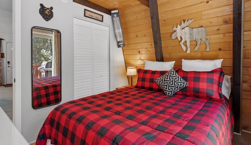Cabin, Multiple Beds, Patio, Mountain View