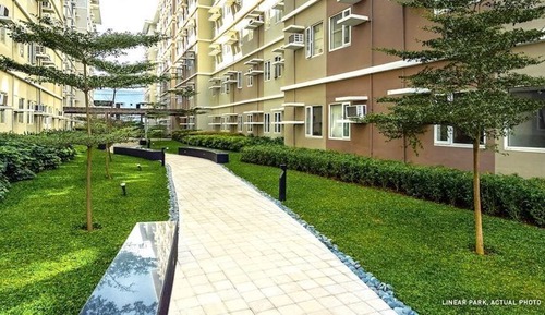 Deluxe Condo, Garden View
