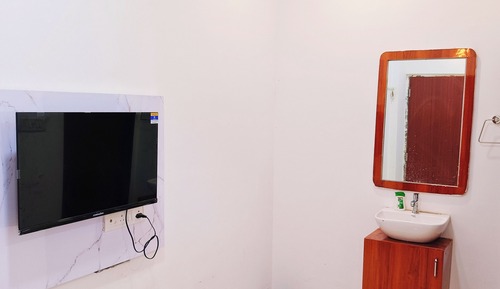 Deluxe Room, Balcony, Valley View