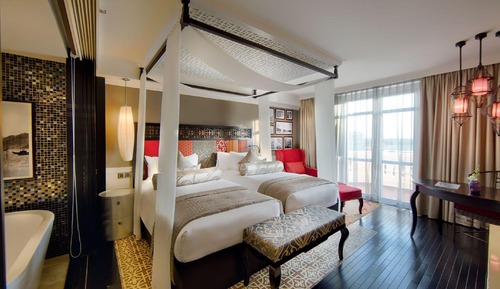 Grand Deluxe Twin with Balcony and River View