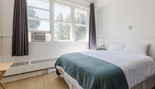 Room, Multiple Beds (#29)