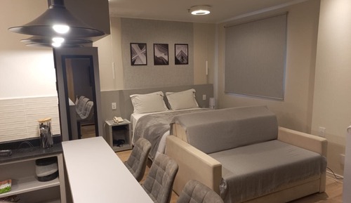 Comfort Room, City View