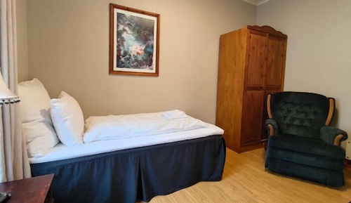 Economy Single Room