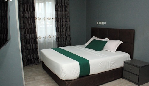 Standard Room, City View