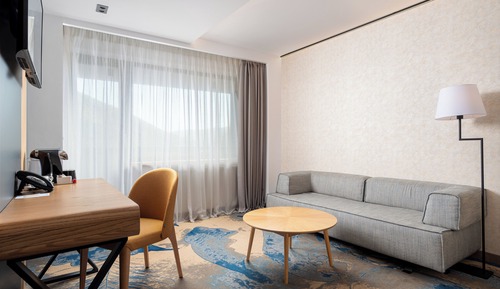 Premium Suite, City View