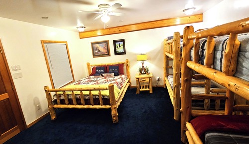 Eagle Room