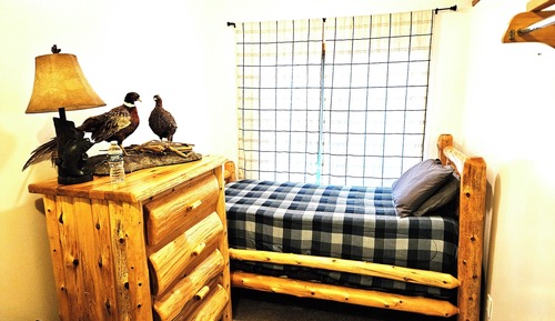 Pheasant Room
