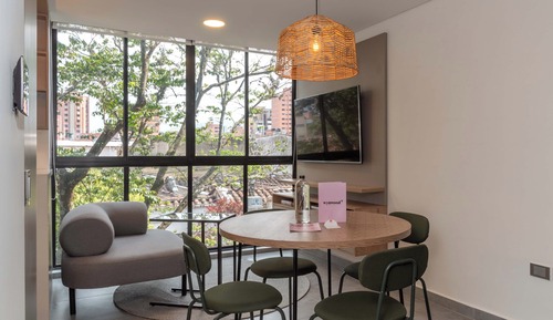Apartment, 2 Bedrooms (301)
