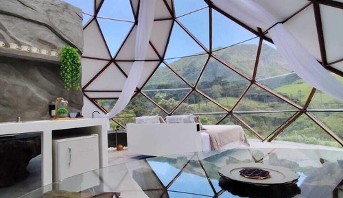 Luxury Bungalow, Mountain View