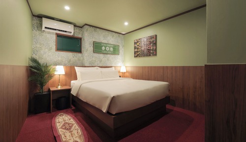 Signature Hongkong