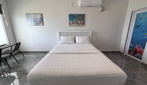 Deluxe Double Room, Garden View