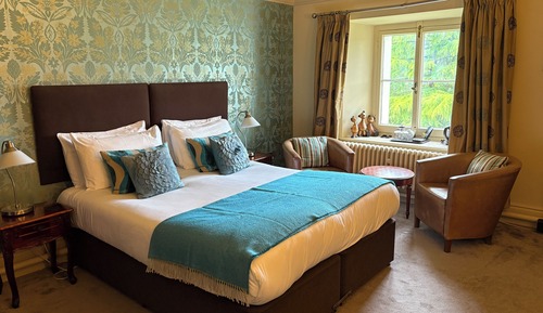 Classic Double or Twin Room, Garden View