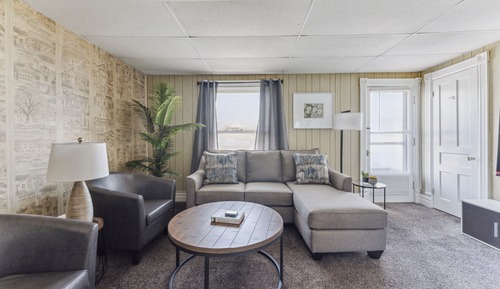 House, 2 Bedrooms