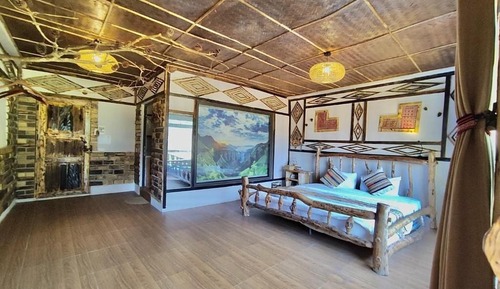 Standard Quadruple Room, Hill View