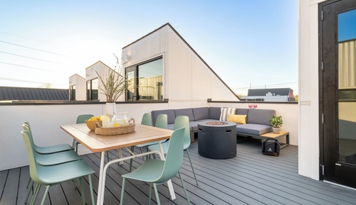 Apartment, Balcony