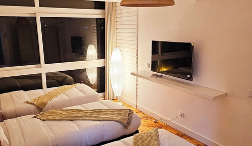 Classic Triple Room, Mountain View