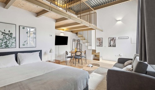 Comfort Studio with Terrace