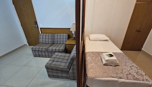 Deluxe Suite, City View