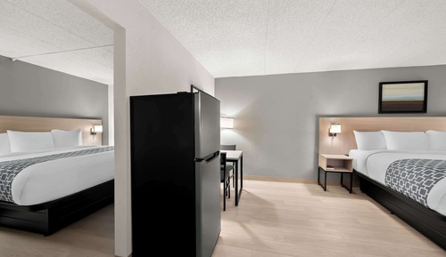 Suite, Multiple Beds, Non Smoking