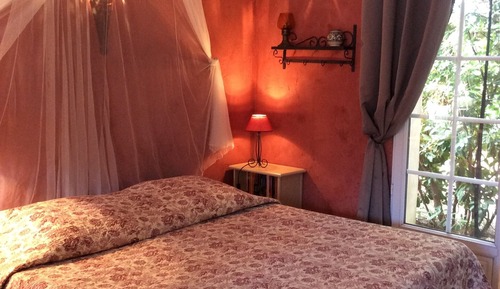 Studio, 1 King Bed with Sofa bed, Pool View