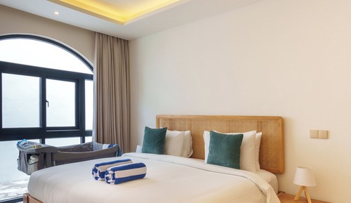 Comfort Apartment, Pool View (Unit 5)