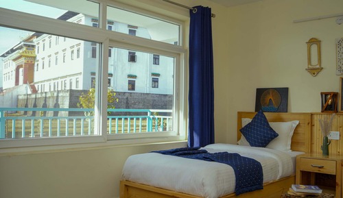 Superior Shared Dormitory