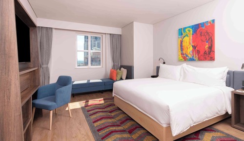 Deluxe Room, 1 King Bed with Sofa bed