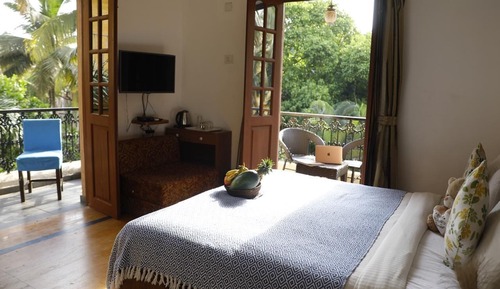 Superior Double Room, Balcony, Pool View