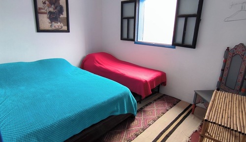 Basic Triple Room, City View