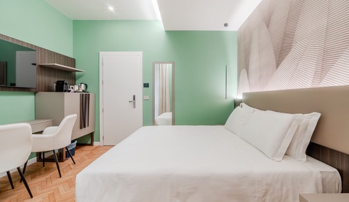 Superior Double Room, City View