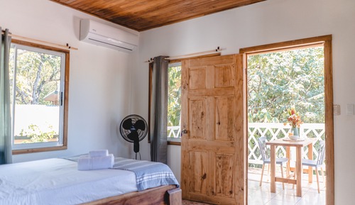 Deluxe Studio Suite, Balcony